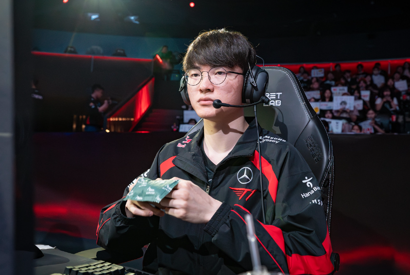 独家:Faker悬念迭起(Faker location) 独家:Faker悬念迭起(Faker location)